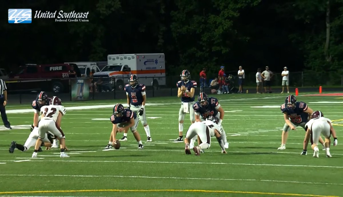 stanbedwell's tweet photo. The biggest secret to the #airraid offense is fighting the urge to add more. You don't need a contingency plan for every scenario. Just be better at executing your base plays out of your base formations than your opponent is at stopping them and you'll be successful. https://t.co/xYTmuppKsy