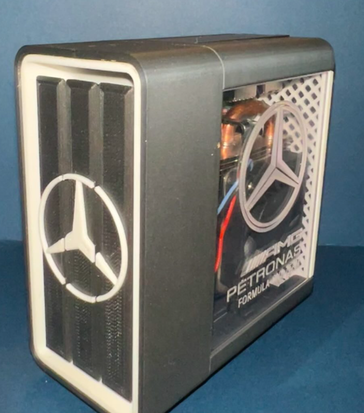 Easton3uk's tweet photo. Custom Mercedes‑style Raspberry Pi case. 3D printed shell, CNC‑engraved polycarbonate panel. Chris made this as a personal one‑off, just a cool little build worth sharing. #PiProjects #3DPrinted #Mercedes #CNCmachined #CustomPiCase #MakerCommunity #DIYTech #CNCUK #EngravedDesign https://t.co/eiK7ZxhnRs