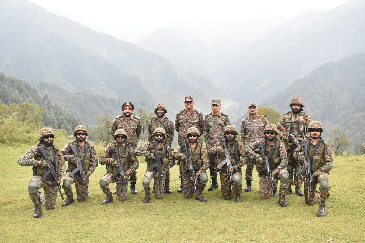 Whiteknight_IA's tweet photo. #WhiteKnightCorps | #OperationalReadiness

HINTERLAND OPERATIONS 

GOC #WhiteKnightCorps, accompanied by #GOC #RomeoForce,  visited operational locations in #Surankote Sector, #Poonch, to review the prevailing security posture and ongoing focused #CounterTerrorism Operations. The #CorpsCommander was briefed on ongoing operations for domination of the Pir Panjal Range, robust joint intelligence network and seamless synergy with all security agencies.

The GOC commended the professional conduct and unwavering commitment of all stakeholders and lauded the relentless operations to deny inimical elements any operational space, despite challenging terrain and weather conditions.

Vigilant. Relentless. Resolute.

We Serve, We Protect!

@adgpi | @NorthernComd_IA | @SpokespersonMoD | @prodefencejammu | @PRODefLko | @PRODefPrayagraj | @PRODefDehradun | @PRODefPune | @PRODefKohima | @PRO_Vizag | @PRODefKolkata | #WhiteKnightCorps #IndianArmy #Surankote #Poonch #JammuAndKashmir #CounterTerrorism