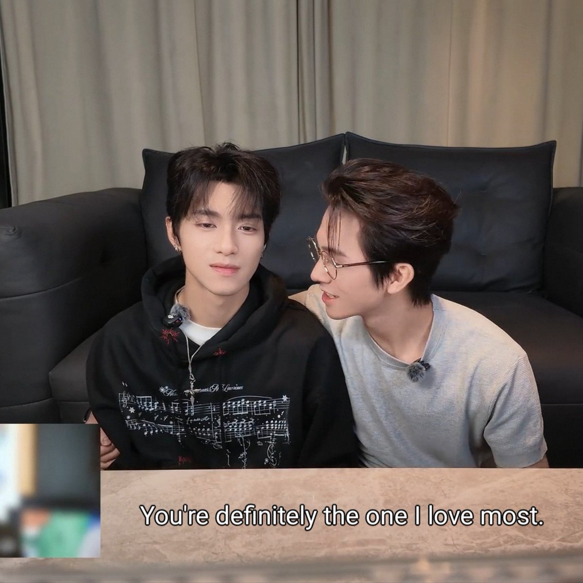 therenforu's tweet photo. he's afraid King might be upset cz of one specific scene, he keeps reassuring him that his love is real.

#leoking #彭梓燁Leo #億軒Kingston https://t.co/azVkWEknia