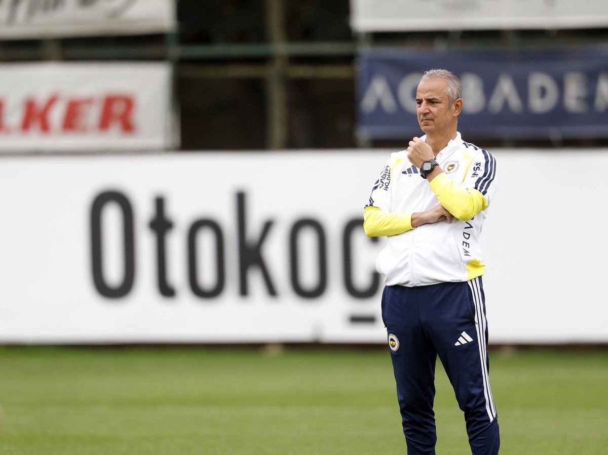 Fenerbahce's tweet photo. 📸 Eyüpspor maçı hazırlıklarımıza başladık. https://t.co/YPC3svU4IO