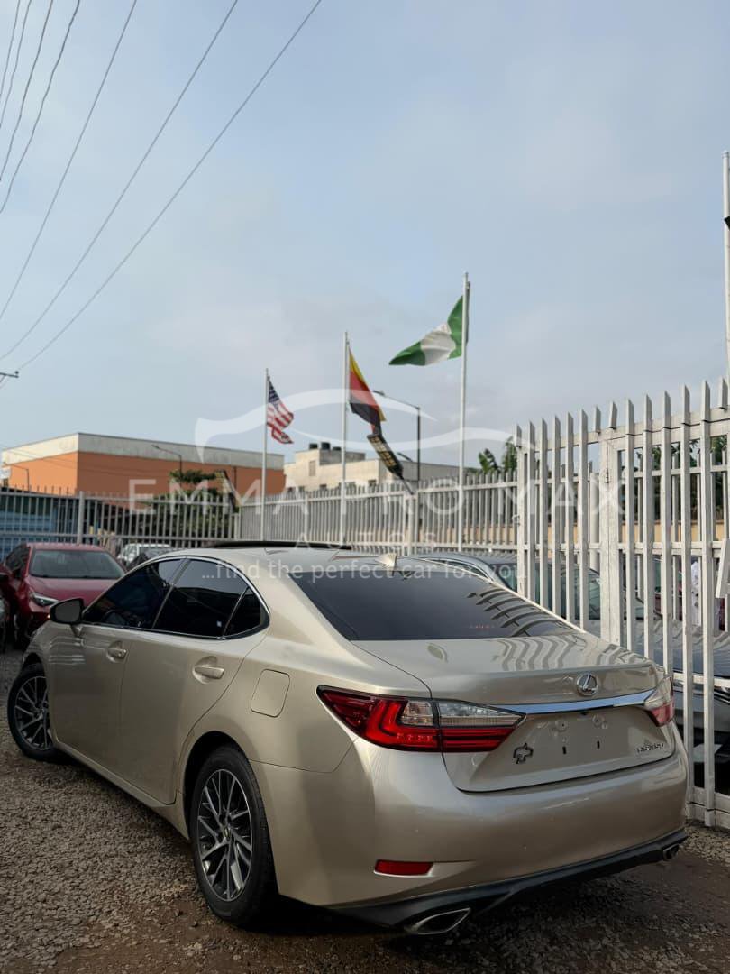 emmapromaxautos's tweet photo. 🚘 2016 LEXUS ES350
🔥 Fully Loaded • Power Boot • Premium Luxury
A well-equipped ES350 offering Lexus comfort, refinement, and effortless everyday driving. 💯

🧩 Features:
🔹 Fully Loaded
🔹 Power Boot
🔹 Premium Luxury Interior
🔹 Smooth & Comfortable Drive
🔹 💯 Buy & Drive

💰 Price: ₦24,000,000
💵 Price: $17,391 USD
💳 Cryptocurrency Payments Accepted (BTC • USDT)
🚘 For inspection and enquiries, CALL…
📞 WhatsApp: +2349066587883
📧 Email: emmapromaxautosltd@gmail.com

#LexusES350 #LexusNigeria #ES350ForSale #LagosCarDealer #CarsForSaleNigeria
