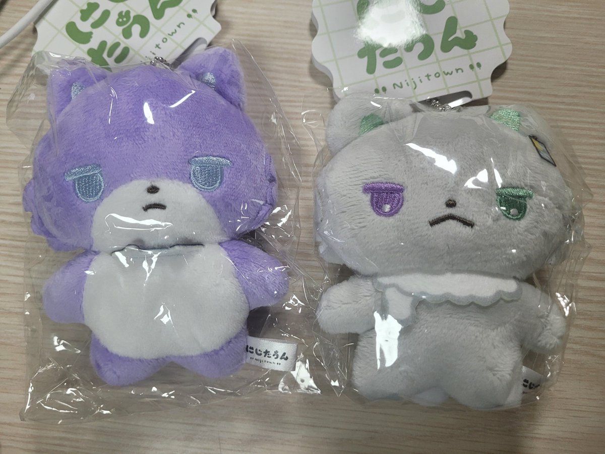 hiro_e0910's tweet photo. 드디어 타운이들이 내 손아귀에.... 하 진짜 너무 좋아 너무 귀여워 https://t.co/l9bP7ouzIH