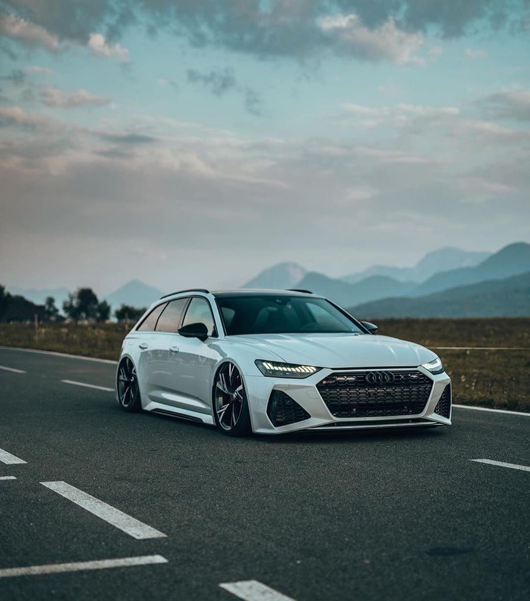 SkymanFSU96's tweet photo. The perfect spec for a canyon carver that hauls more than just groceries. Don't underestimate the wagon. 🚗💨 https://t.co/fIyfdZc788