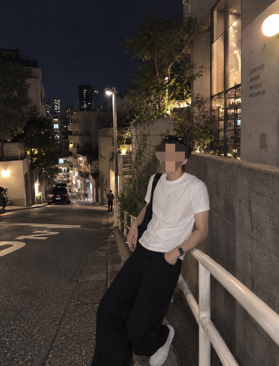 tw1nyo's tweet photo. 서울거주 키 184,몸무게 81  돔 #맘눌뎀 https://t.co/gavWbrEOvL