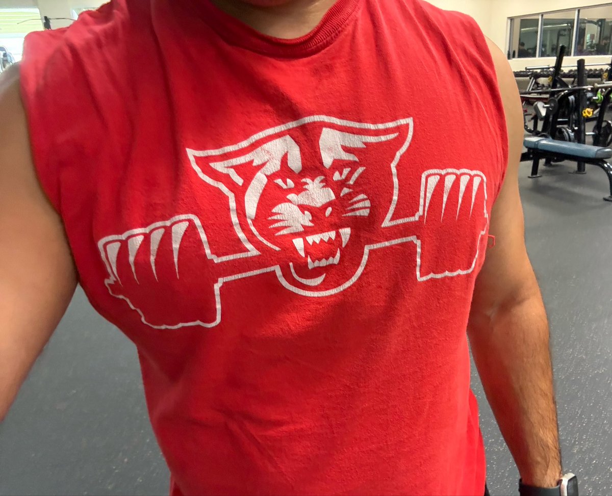 GSU_Man's tweet photo. Winning is all about showing up with effort. Show up consistently for Jesus, your spouse, your kids, your family & friends. And always your TEAM. GO PANTHERS👊 in sickness & in health 🤣#BeatUCF #AlwaysReppinGSU #NewAtlanta #ShowUpEveryday #PantherFamily @GSU_PAC https://t.co/AR3ZcpDFVy