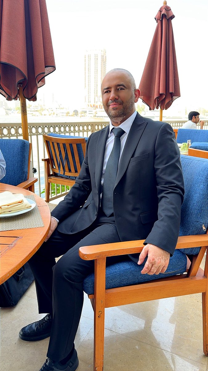 nasseralbakr1's tweet photo. على هامش مقابلتي  في برنامج ( الثقافة للجميع) للأديب  والناقد مجدي جعفر https://t.co/zlrzYqJ8du