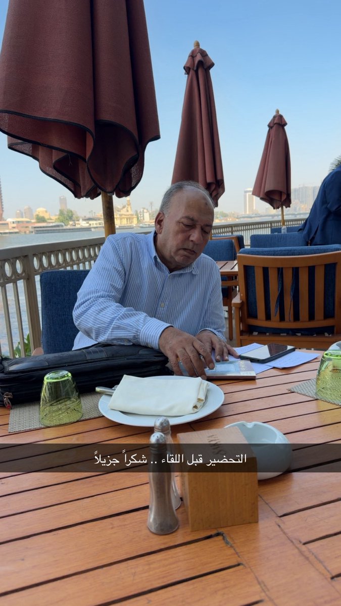 nasseralbakr1's tweet photo. على هامش مقابلتي  في برنامج ( الثقافة للجميع) للأديب  والناقد مجدي جعفر https://t.co/zlrzYqJ8du
