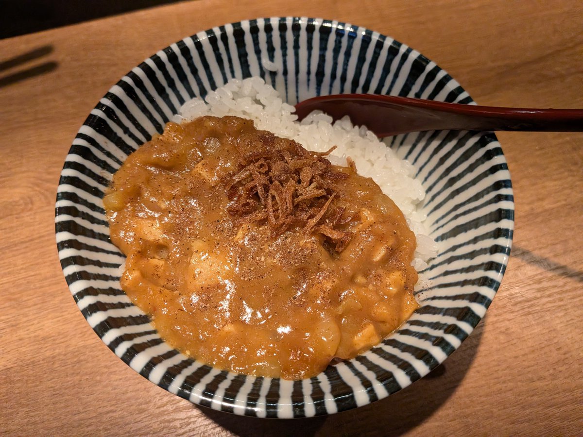 yu_negt's tweet photo. ミタバラボ 曙橋
真鯛と蛤の白湯そば + 山椒ミニカレー
旨味と苦味と香りが旨い。山椒カレーと交互に食べることで毎回新鮮な気持ちで味わえる。良い組み合わせ。 https://t.co/QvEADWAAQX