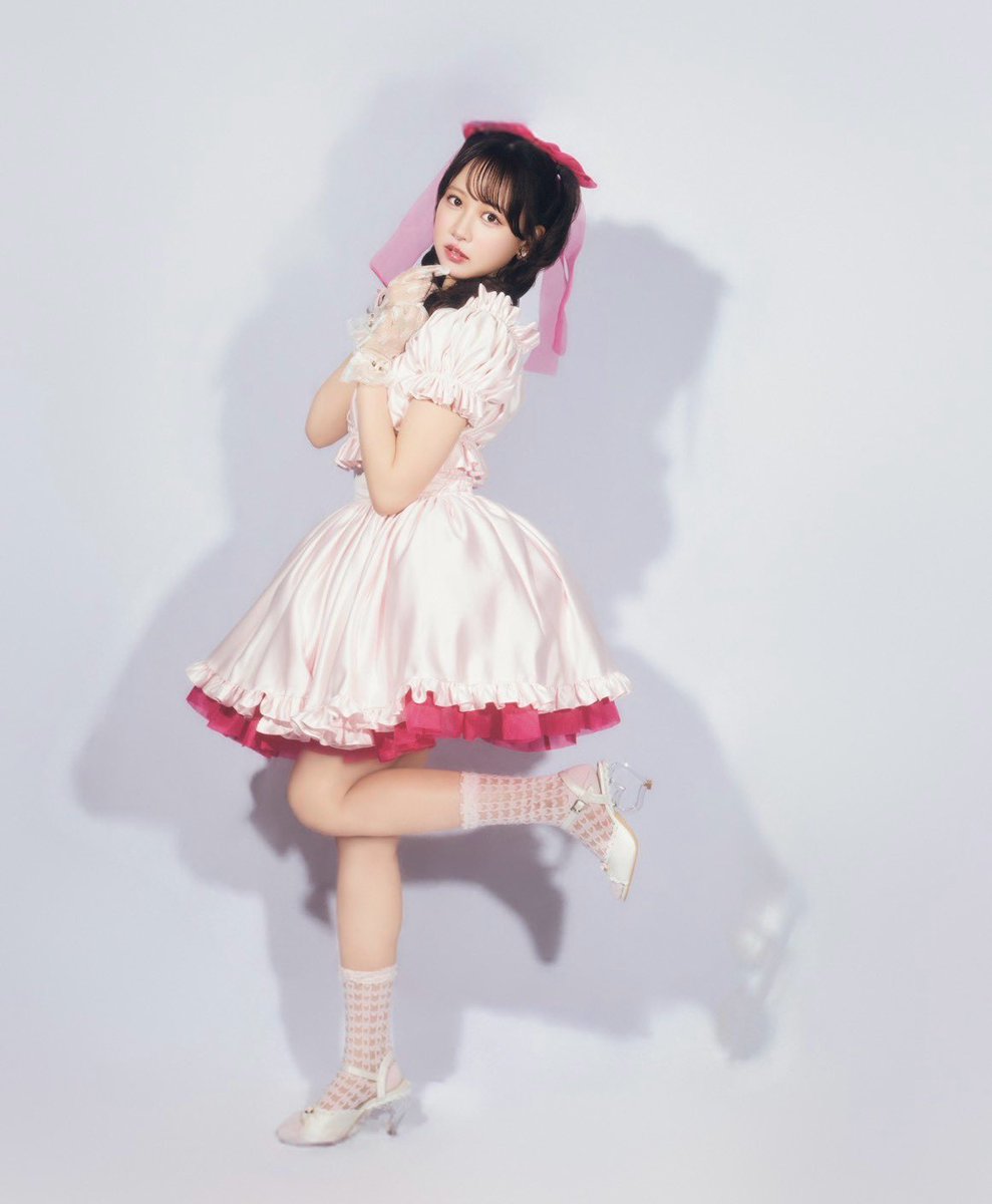 piki__official's tweet photo. 🤍🎀 LARME 070紙面にPiKiが掲載 🎀🤍

9月17日(木)に発売される『LARME 070』に、PiKiが登場💭
発売日をお楽しみに👀🍑

@larmemagazine
#PiKi #ぴき
#松本かれん #桜庭遥花 https://t.co/5ADVksyqL3