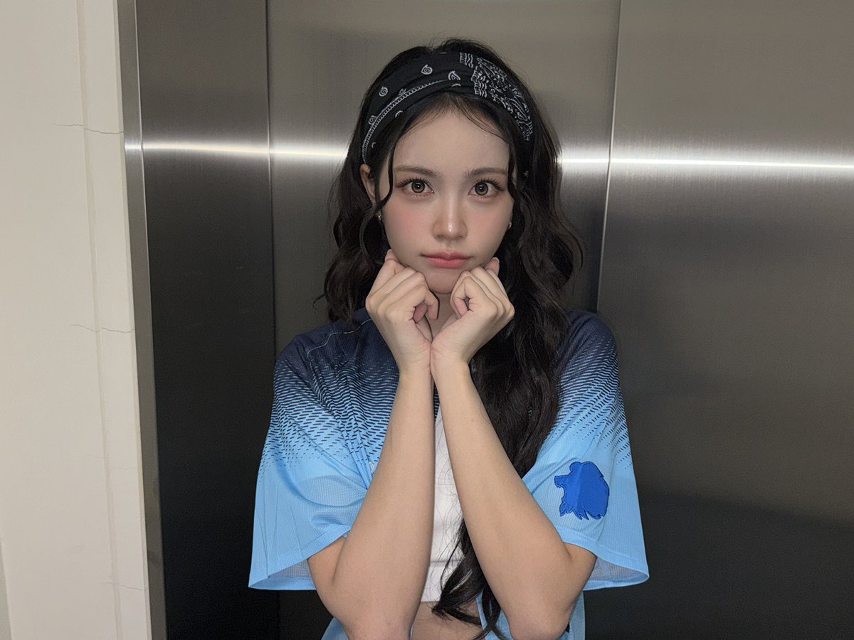 valssya's tweet photo. KATA AKU CARMEN EMANG SERING SERING DEH CURLY GINIII MENN😍BUSETTTTT CANTIKNYAAA😭🫶🏻 https://t.co/0ueChjV4z6