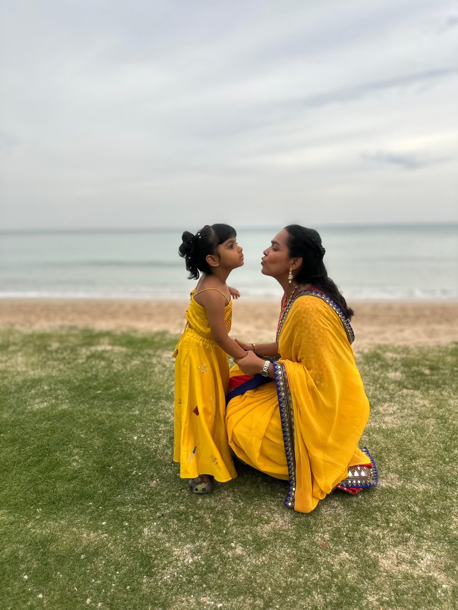 fuetalo's tweet photo. Still one of our most-loved styles. This little beauty wore @theadornar, and the charm remains timeless. Light, pretty, and comfortable for a Haldi ceremony in Thailand, twinning with mama in effortless elegance. https://t.co/Htd1vnrcQf