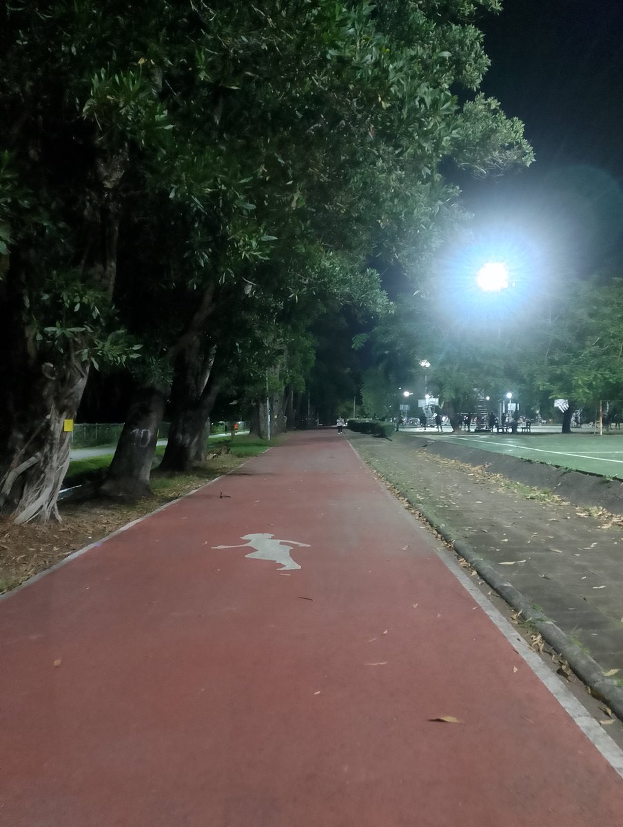DTm34588109's tweet photo. 8km.#thk.). https://t.co/9V7nhybJzc
