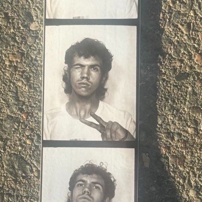 alltooswift00's tweet photo. Saying this while looking like a caveman IM CRYINGGG https://t.co/7jteAmTLdy