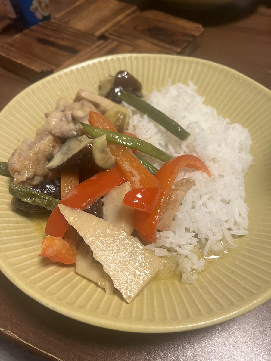 taro_mugicha's tweet photo. GOD MOTHERによる神の夕飯 https://t.co/DQpkowI9Ag