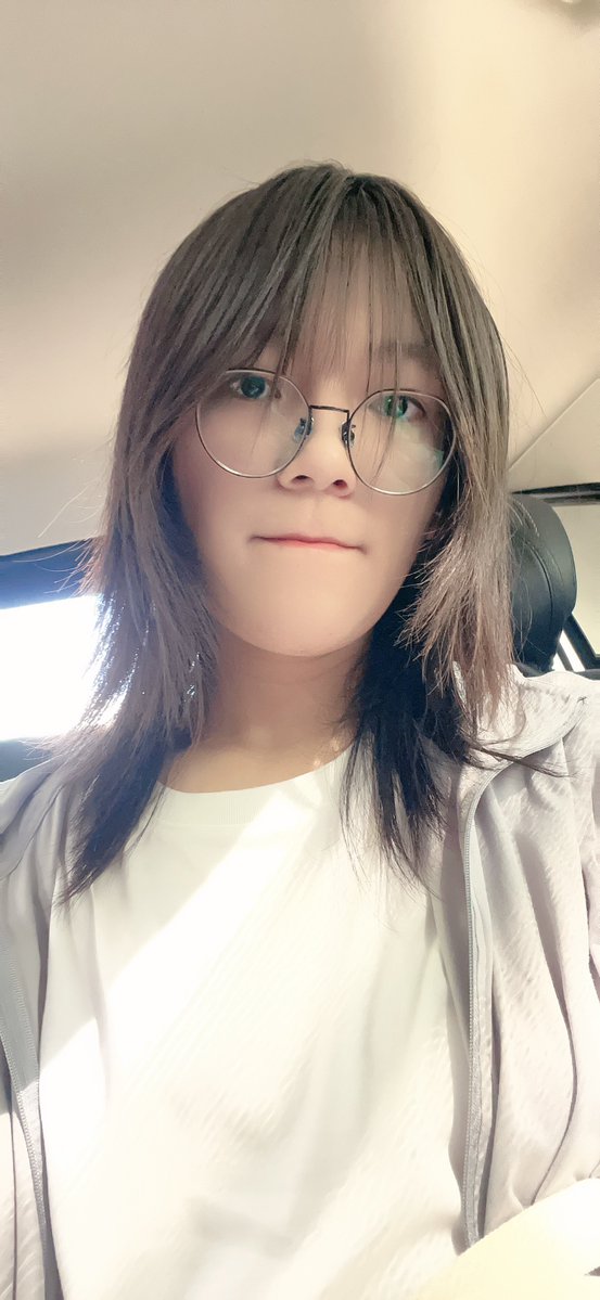Jaciezyt's tweet photo. 新的置顶w
和一些照骗（ https://t.co/DRbh7SiNAZ