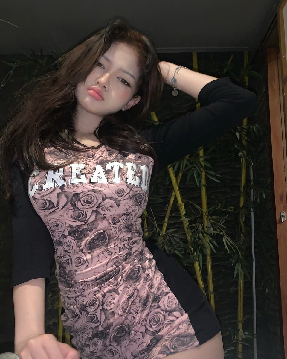 thismiraaae's tweet photo. open slot ds Selangor tonight

im a Student
- experienced
- chubby

price would be:-
- rm200/2 shots
- rm500/1 night https://t.co/nYV82md12y