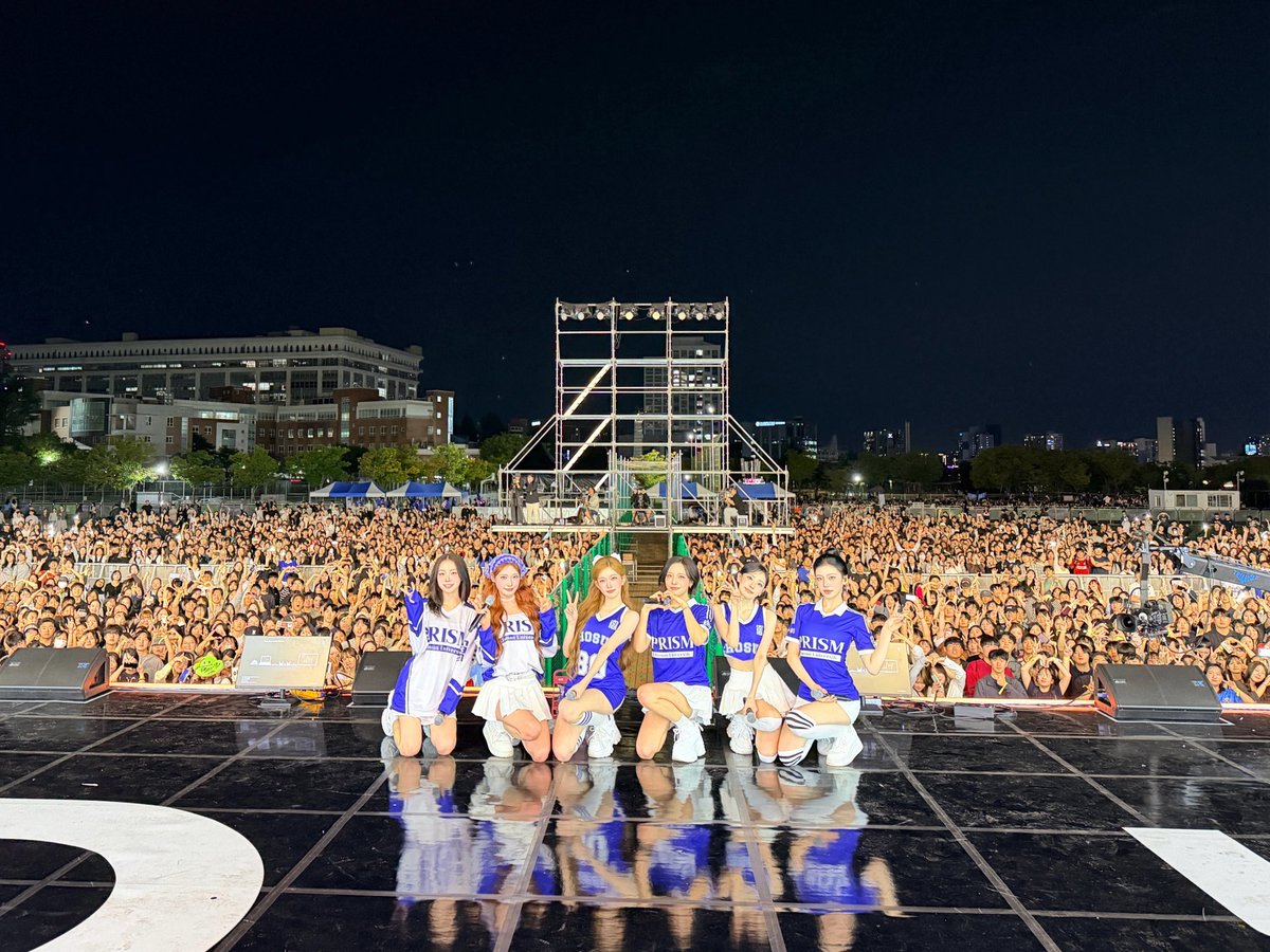 Billlieofficial's tweet photo. [📸]
260915 조선대학교 대동제 ‘PRISM’💙

#Billlie #빌리 
#조선대학교 #PRISM https://t.co/R0HLrPx4K3