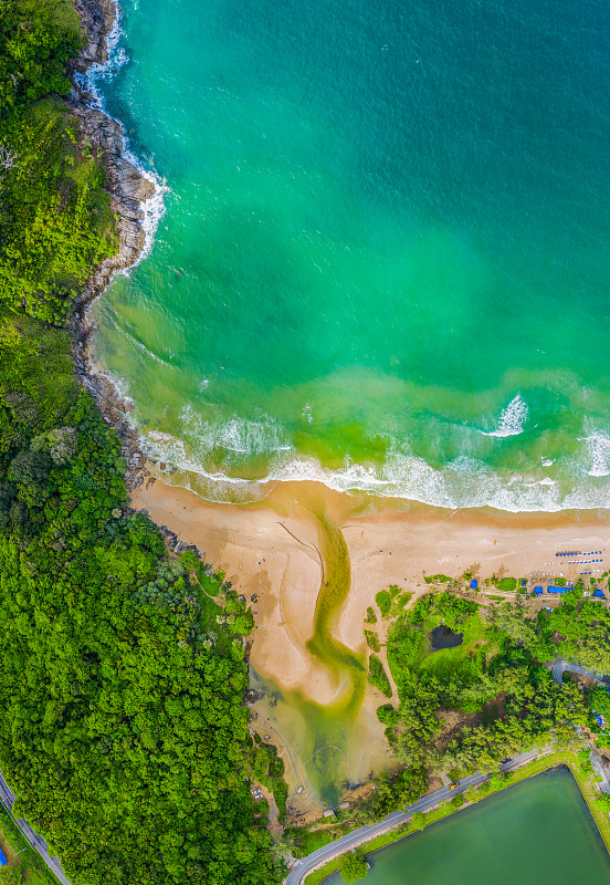hinakoguma's tweet photo. Just stumbled on a hidden coastal cove in southern Portugal—turquoise water, soft golden sand, and zero crowds. Pure magic that makes every road trip detour worth it , https://t.co/EYk9K2MuYT