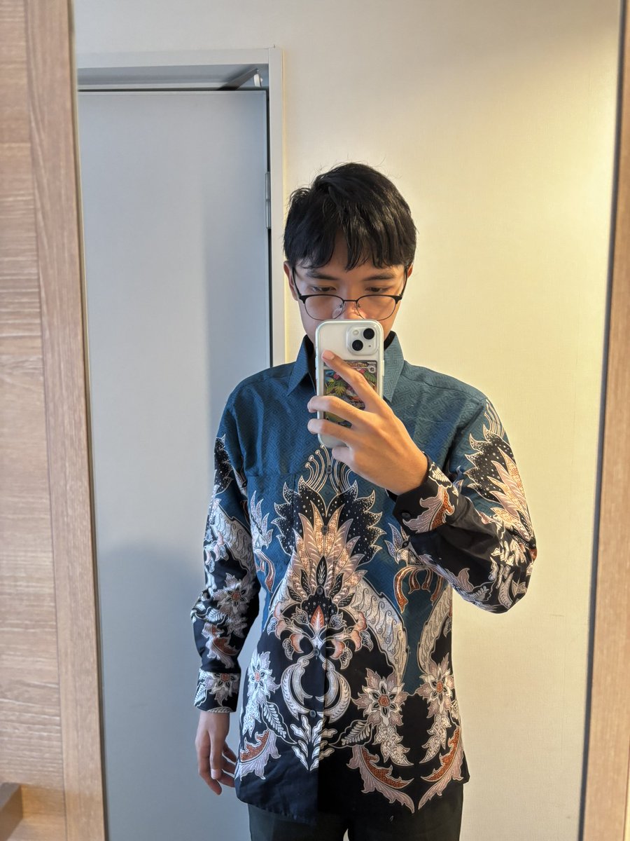 farfromwarZ's tweet photo. Menghadiri conference selama 5 hari di dua kota sangat melelahkan 

Tokyo - Hiroshima https://t.co/Ks5IqSV5hM