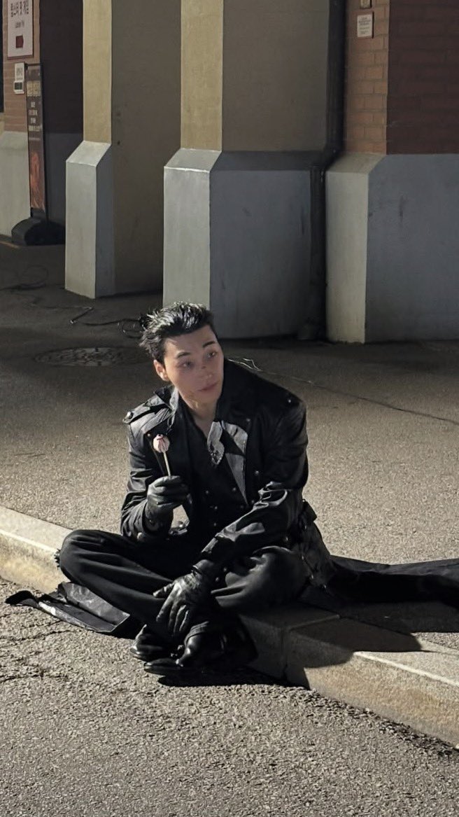 sanniepjm's tweet photo. CHOI SAN                                   𝚜𝚊𝚗𝚗𝚒𝚎 https://t.co/qlVBn5AMfI