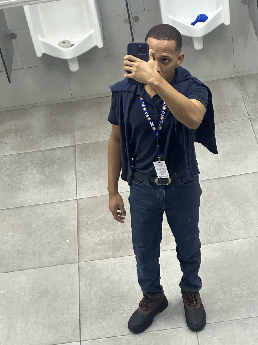 iamjustin67's tweet photo. 🇩🇴👨‍🏭 https://t.co/ge24swqMHs