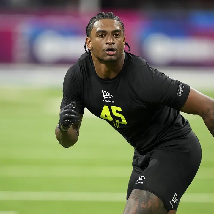 JayDanielsMVP's tweet photo. #Commanders are bringing in LB Anfernee Orji for a workout, as well as EDGE Marvin Jones Jr, per @AaronWilson_NFL. 

Orji is an UDFA who signed with the Saints in 2023 who was one of Vanderbilt’s most productive defenders

Jones Jr is a UDFA from this year’s draft. https://t.co/N8ykKWbjyy