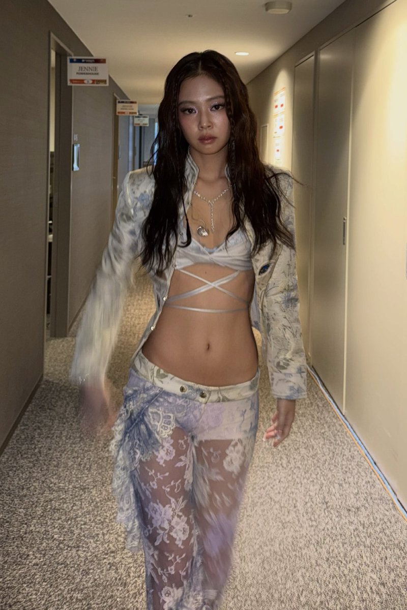 jenniepics's tweet photo. https://t.co/6aV1fSZzFH