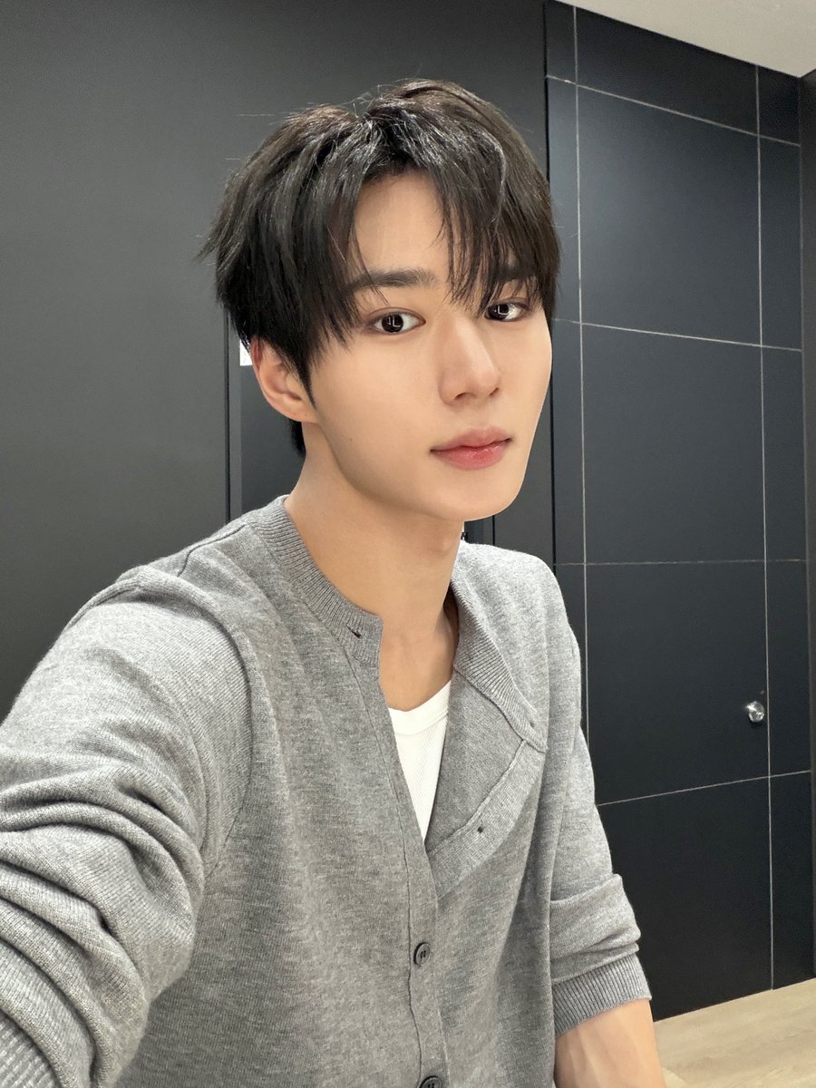 ALD1_official's tweet photo. 오늘의 쭌☀️

#ALPHADRIVEONE #ALD1
#알파드라이브원
#JUNSEO #준서 https://t.co/vyMbGPyMnQ