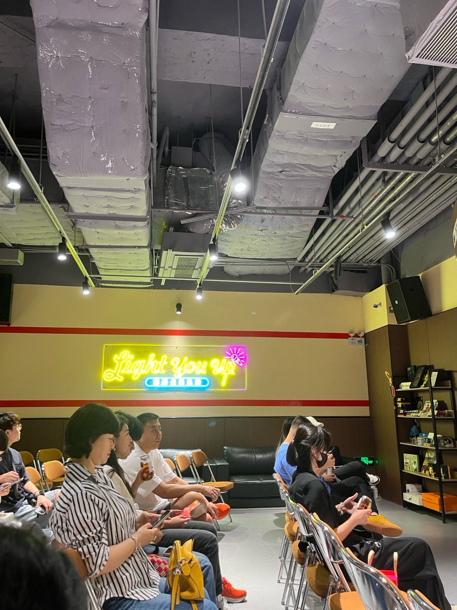 HardingPeace's tweet photo. Just checked in to the hottest variety show filming set! The energy here is insane—can’t wait to share the fun clips with you all later! https://t.co/3Jsle3VgXF