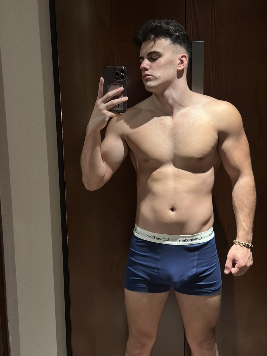 alfiealpha0's tweet photo. Do you like Twinks? https://t.co/XxHXtbtXSJ