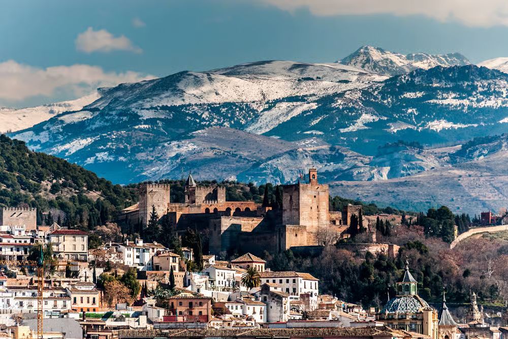 YRinM2026's tweet photo. 📍 Granada — home to the Alhambra and Sierra Nevada — will host YRinM 2026 at the UGR Faculty of Sciences.

🔬 Abstract submission is open! ⏰ Deadline: 27 Sept
 🔗 https://t.co/FHWGLJZNxO
#YRinM2026 #Granada https://t.co/YyjqAsoqIl