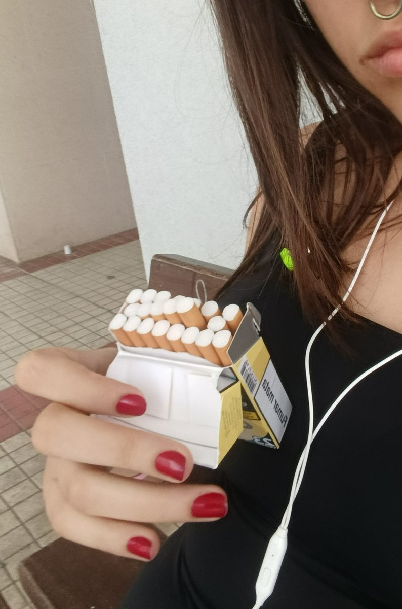 mayocigarro's tweet photo. Primer día superado y cajeta nueva #backtothegrind #hastag https://t.co/PNFUoRiex7