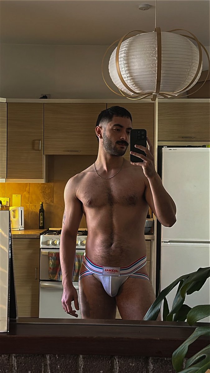 Adrio_Castillo's tweet photo. New jockstrap, should I wear it for legs session at the gym ? https://t.co/981oCNtXAI