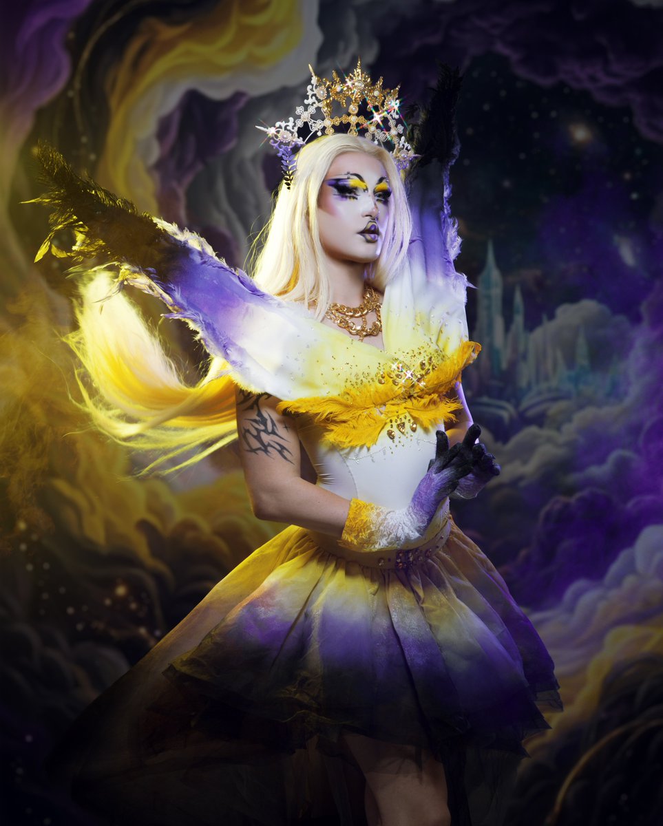 rebecaholymary's tweet photo. 🖤💜 NUEVA MONARCA NO BINARIE ALERT 🤍💛 https://t.co/Lmkx7BiyjC