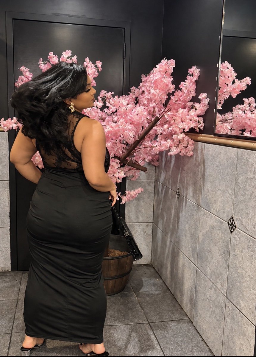 yourgodlani's tweet photo. You love spiraling for my thickness 🌀 https://t.co/L7cWN50ROw