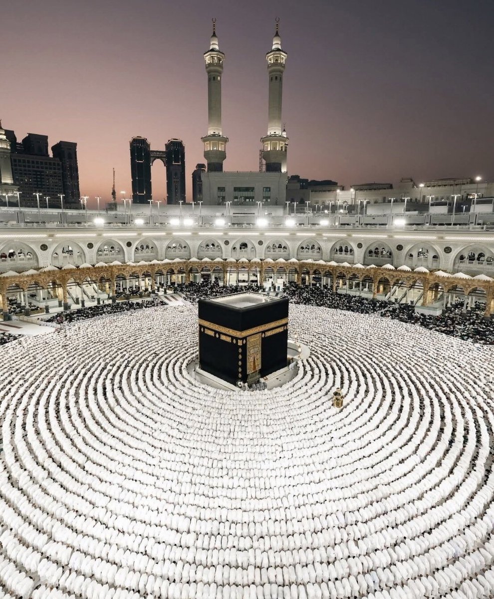 fatima__lak's tweet photo. ﴿وَإِذْ قَالَ إِبْرَاهِيمُ رَبِّ اجْعَلْ هَٰذَا بَلَدًا آمِنًا﴾ 🇸🇦🇱🇧 https://t.co/v2Ifz1Hxev