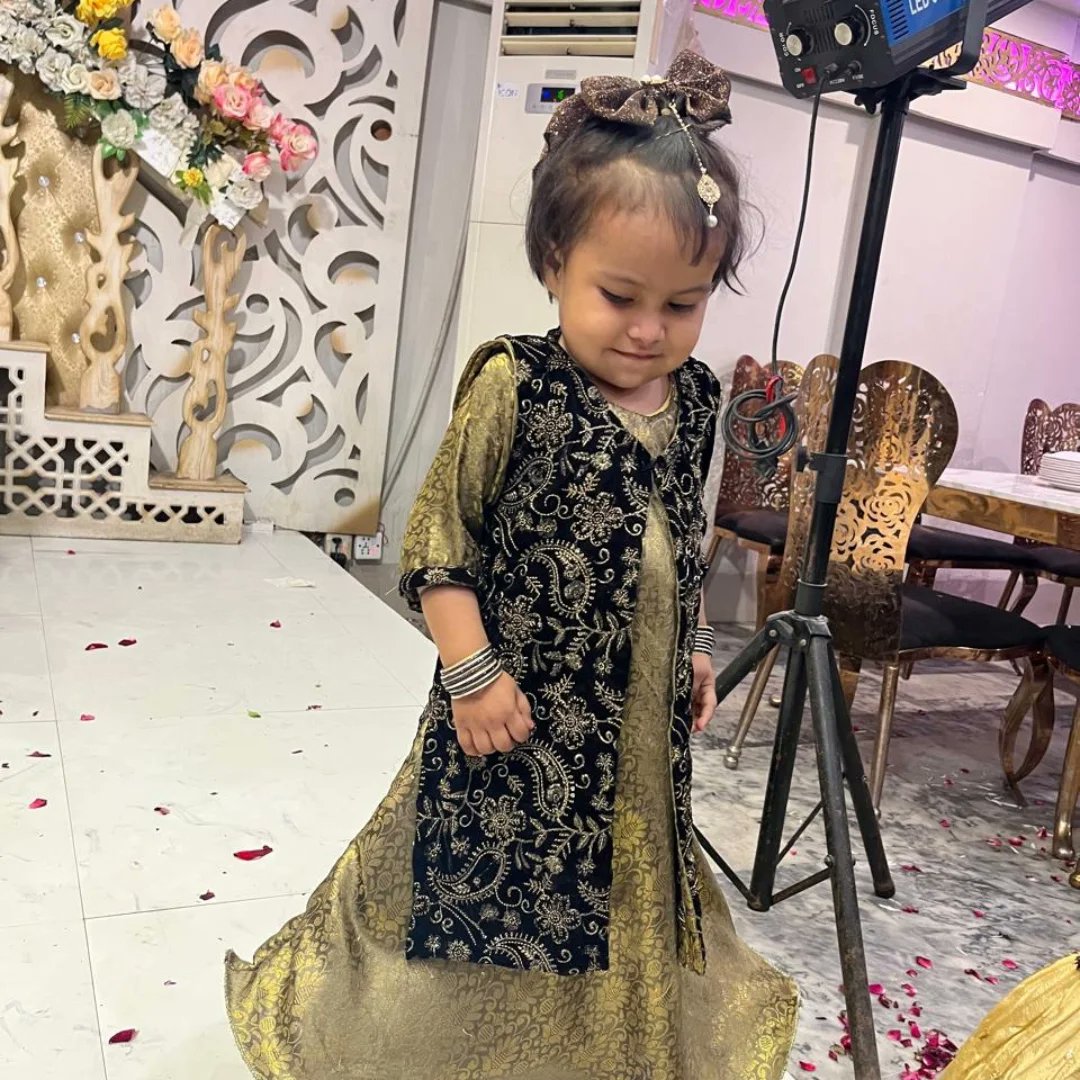 Ademilsonsouza's tweet photo. Mamu ki shaadi aa rahi hai, full tayari shuru! https://t.co/2J27vmEpvK