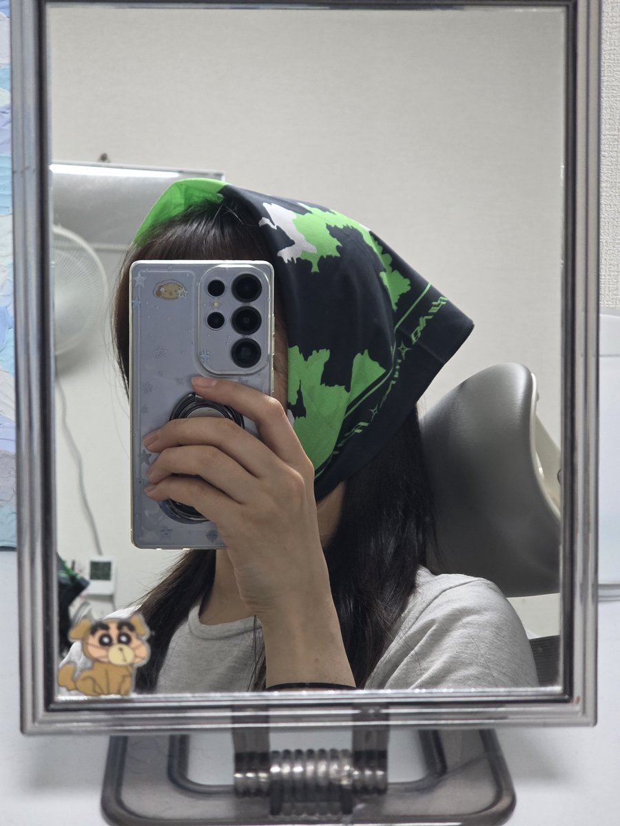dxng_yxxng's tweet photo. 𝐍𝐄𝐎 𝐂𝐈𝐓𝐘 : 𝐒𝐄𝐎𝐔𝐋 - 𝐓𝐇𝐄 𝐑𝐄𝐃𝐋𝐈𝐍𝐄
 칠콘 독개구리 반다나 나눔💚

● 일시: 9월 19일,20일 (중콘,막콘)
○ 장소: 당일 타래로 공지 예정
● 인증: #rt + 127버블 100일 구독 + 당일 티켓
○ 수량: 중콘 10개, 막콘 10개

얼굴에 감싸 쓰면 이런 느낌이에요😁 https://t.co/yOuiFtz8q2