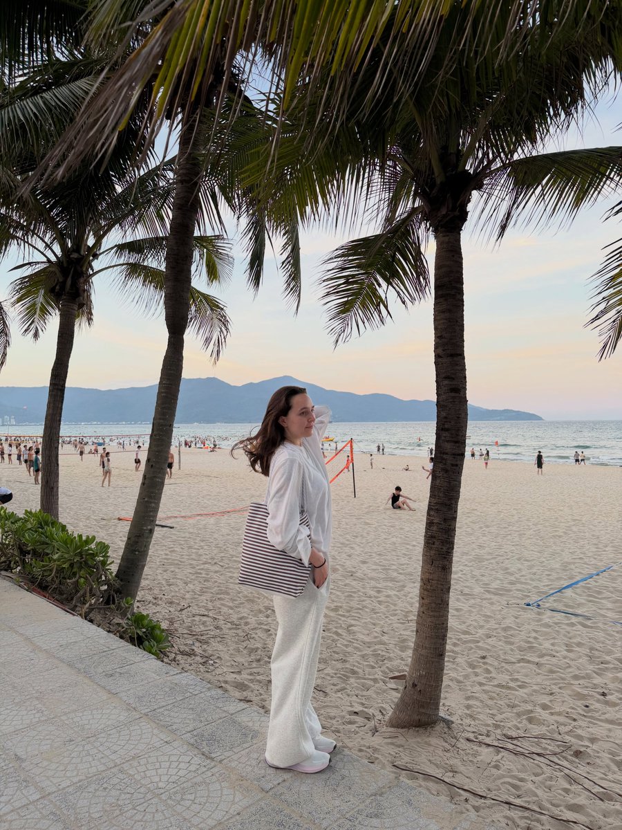 Samueelcraque's tweet photo. Blue sea, unreal views, pure calm. https://t.co/dtSv0COAoF