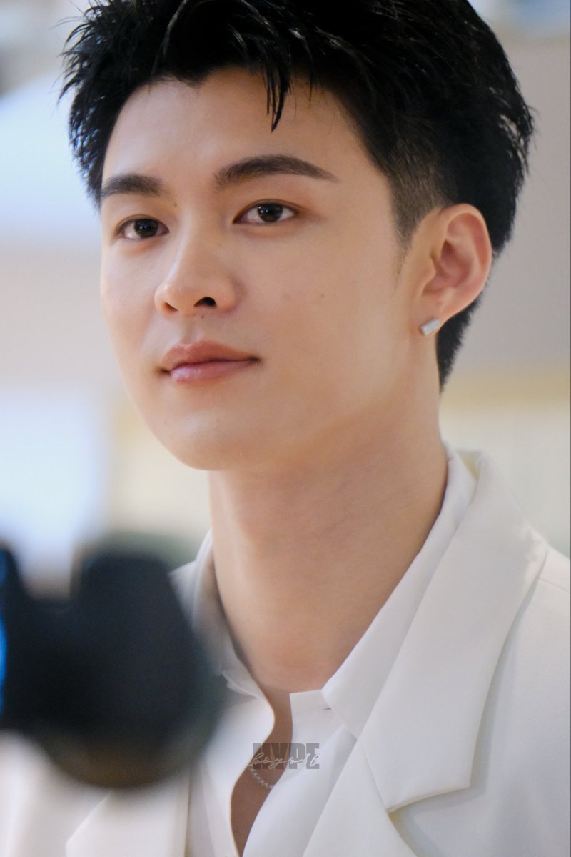 hypeboys86's tweet photo. 🥺🙌🏻 หล่อจนตาเนื้อก็จับไม่ทัน

#FOPExMEEN
#Meennicha8 https://t.co/iBK7iWaCKs