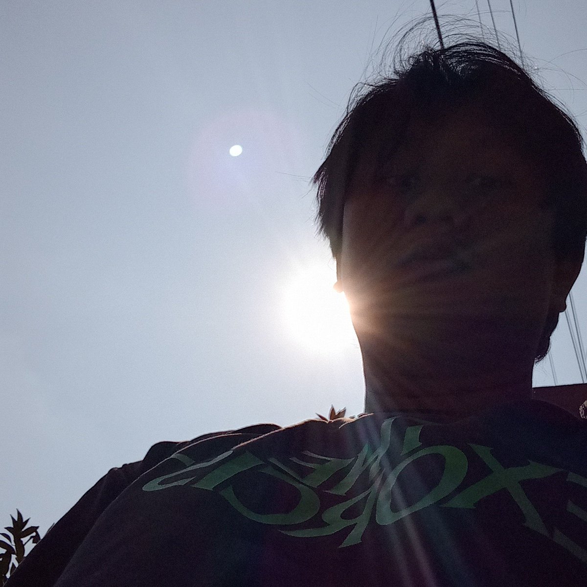 dzakdelarocha's tweet photo. #panas #silau https://t.co/p864iz2IQK