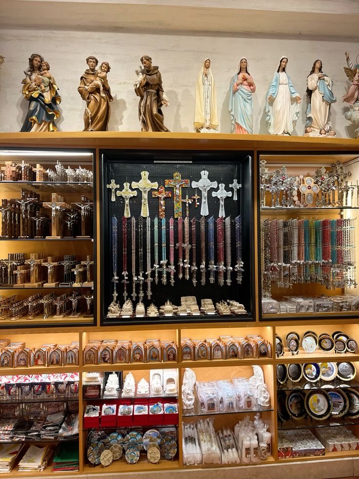 PapistDirectory's tweet photo. Support small Catholic businesses https://t.co/ww5EfgxuoO