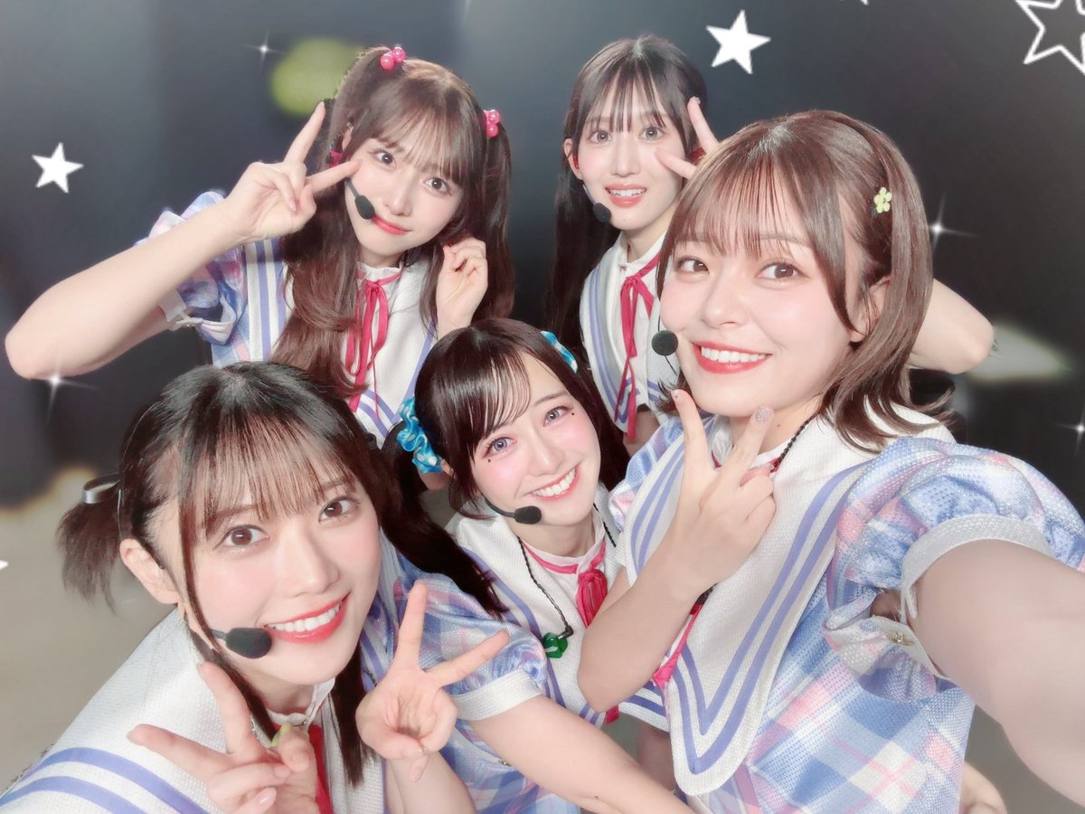 nkrika_official's tweet photo. TINGSが揃ったよ‼︎🩷💚💙❤️💛

この日が来ることを、5人揃ってステージに立つことをずっとずっと信じていました。

諦めなくてよかった。今の5人にしか見れない景色を見ることができました🌟

だいすきで大切な宝物です💎

#シャインポスト #BSF2026 https://t.co/17m2pFcYjJ