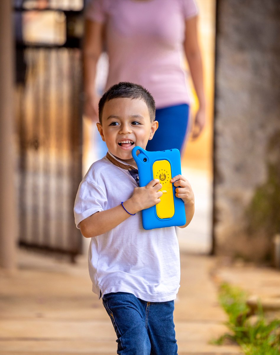 nuevasideas's tweet photo. El Salvador es nuestra historia, nuestras tradiciones, nuestra gente y nuestros sueños. 

Esta es la libertad que nos identifica y el orgullo de llamar a este país nuestro hogar. 🙌🏻 Feliz 15 de septiembre. 🇸🇻💙 https://t.co/TUymTj4ccB