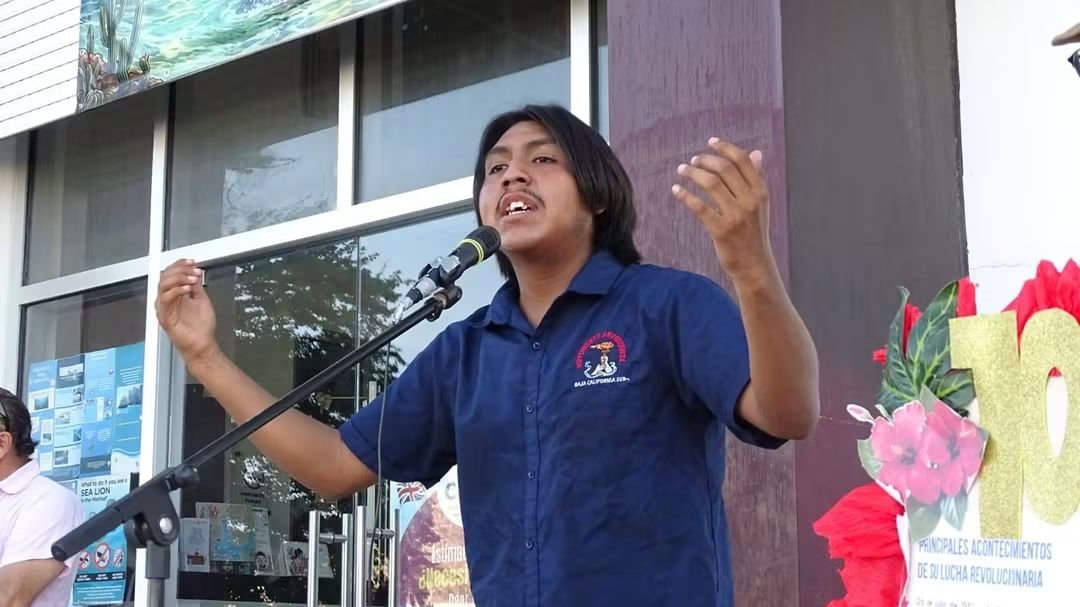 OdracirMM09's tweet photo. El Movimiento Antorchista, a través de su Comisión Cultural, con el propósito de alentar en el pueblo marginado el espíritu de superación y de lucha, utilizando como medio la cultura, lanza la convocatoria a su: 

IV JORNADA NACIONAL DE DECLAMACIÓN
 https://t.co/n8b6P8Pc5y https://t.co/0onZoNDVfc