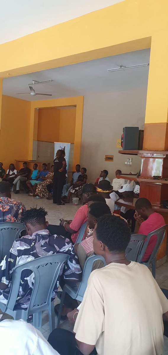 AjendaKenya's tweet photo. In partnership with Siasa Place, we held a TrustLab Baraza in Tudor Ward to explore digital threats facing women in leadership and young people in politics. Together, we identified key challenges and proposed solutions to build safer, more inclusive digital spaces. #Trustlab https://t.co/XdtJqjPDIF