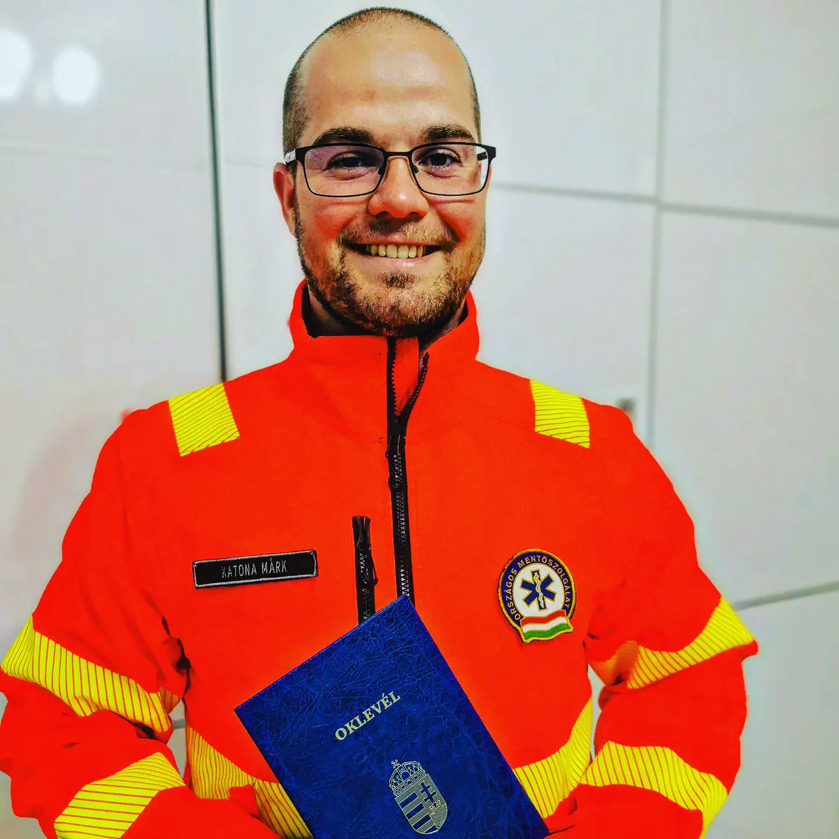 DevorahChmiaoz's tweet photo. Paramedic professional ✅ https://t.co/gfji5CKHcH
