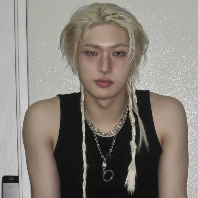 supmingi's tweet photo. I miss you https://t.co/SxJ4AiO9Sg