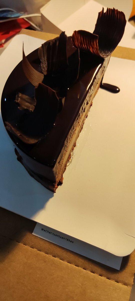 aviations494's tweet photo. 24歳おめでとう
Deux Chocolats と Opera https://t.co/9ezVM8Dn9Q